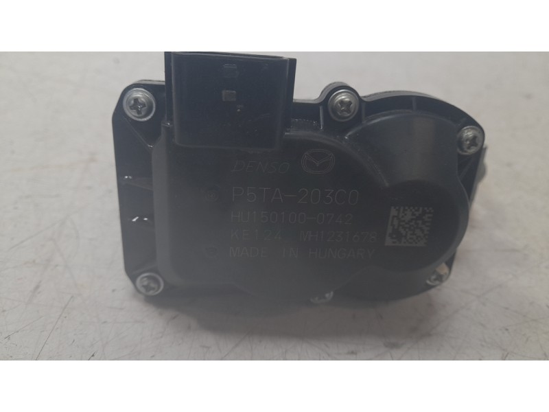 Recambio de valvula egr para mazda 3 sedán 2.5 e-skyactiv-g referencia OEM IAM P5TA203C0  