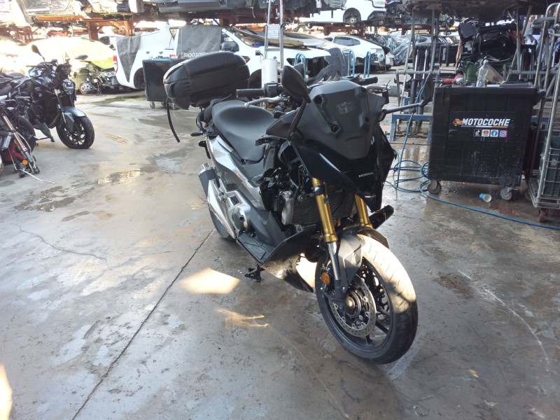 honda forza del año 2024