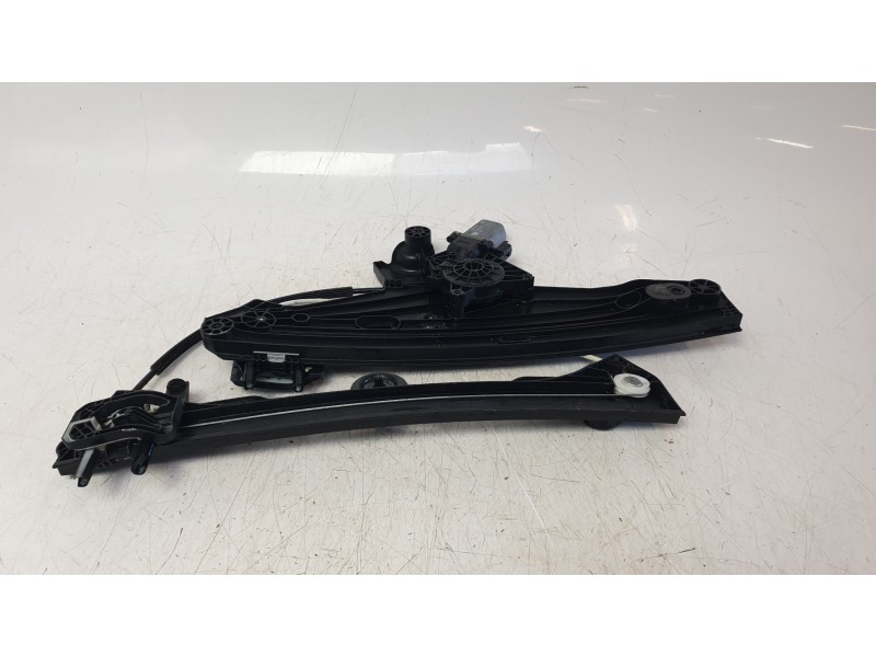 Recambio de elevalunas delantero derecho para opel astra l (ov5) 1.2 (fphnsl, fphnsr) referencia OEM IAM 9830815180  