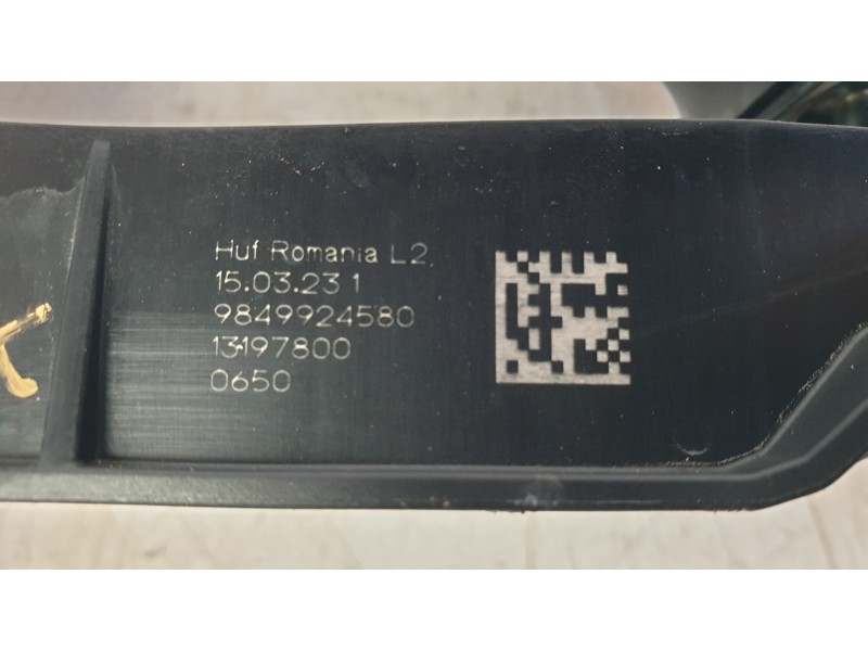 Recambio de maneta exterior delantera derecha para opel astra l (ov5) 1.2 (fphnsl, fphnsr) referencia OEM IAM 9849924580  