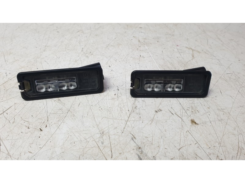 Recambio de piloto matricula para seat leon (5f1) 1.5 tsi referencia OEM IAM 1K8943021D  VG4004360/17854609/ELPVW002/2400705