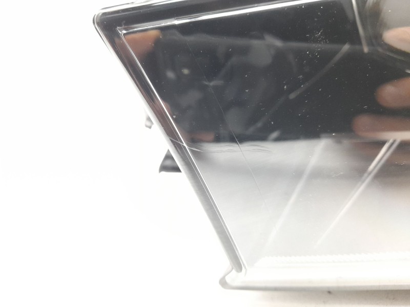 Recambio de faro izquierdo para skoda enyaq iv suv (5az) 80x 4x4 referencia OEM IAM   