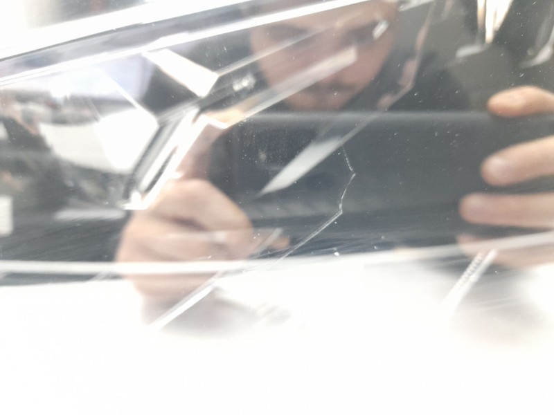 Recambio de faro izquierdo para skoda enyaq iv suv (5az) 80x 4x4 referencia OEM IAM   