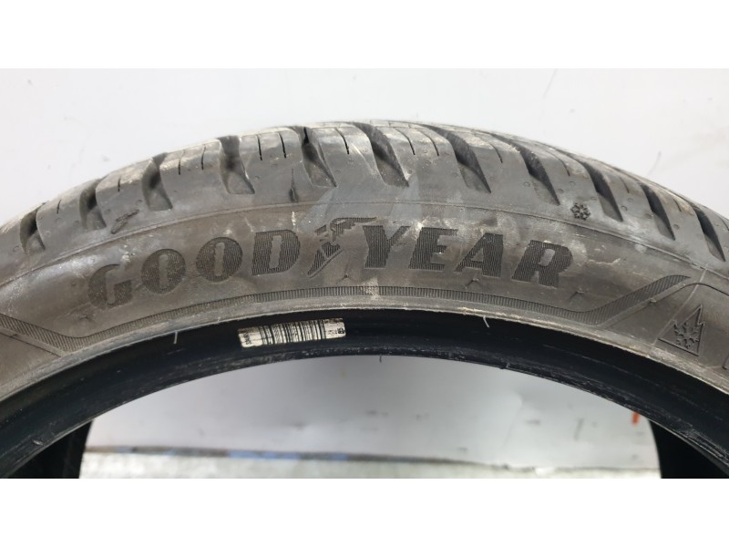 Recambio de neumatico para audi a3 (8v1, 8vk) 1.6 tdi referencia OEM IAM 22540R18  