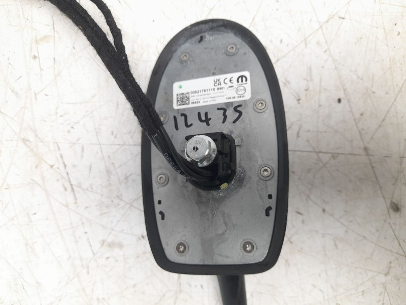 Recambio de antena para citroën jumper furgon 3.5 l3 h2 bluehdi 14 s&s 6v referencia OEM IAM 521781110  