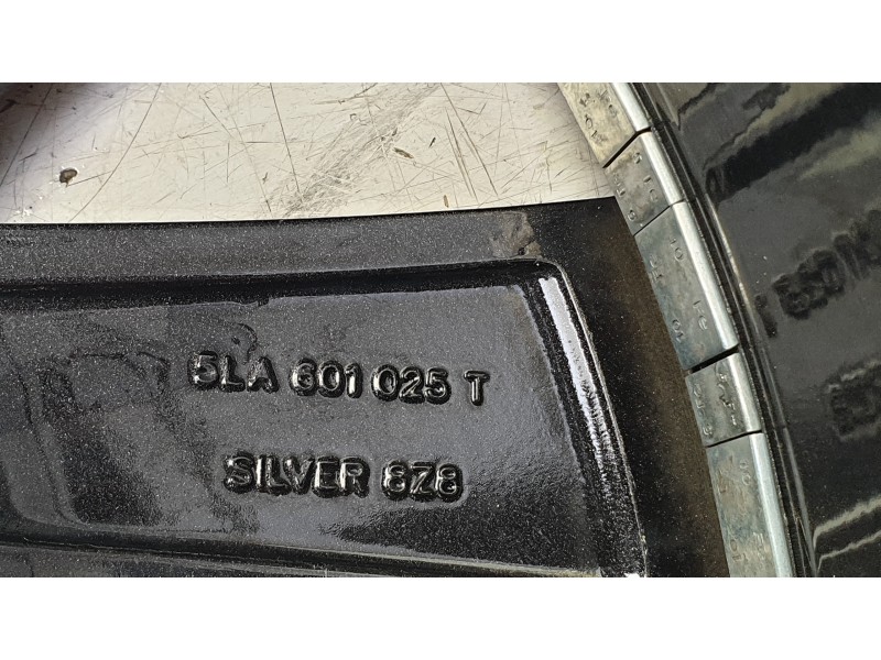 Recambio de llanta para skoda enyaq iv suv (5az) 80x 4x4 referencia OEM IAM 5LA601025T  