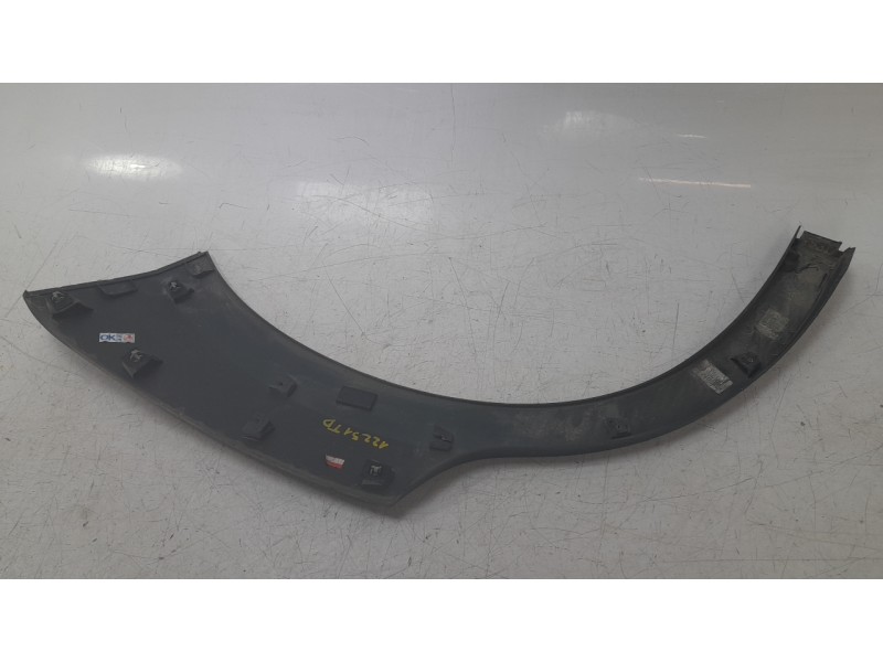 Recambio de aletin trasero derecho para hyundai kona (os, ose, osi) 1.6 gdi hybrid referencia OEM IAM 87742J9000  