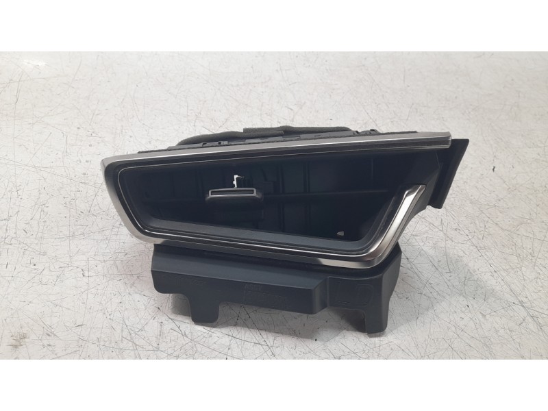 Recambio de rejilla aireadora para toyota corolla (e21) referencia OEM IAM 5565002840  
