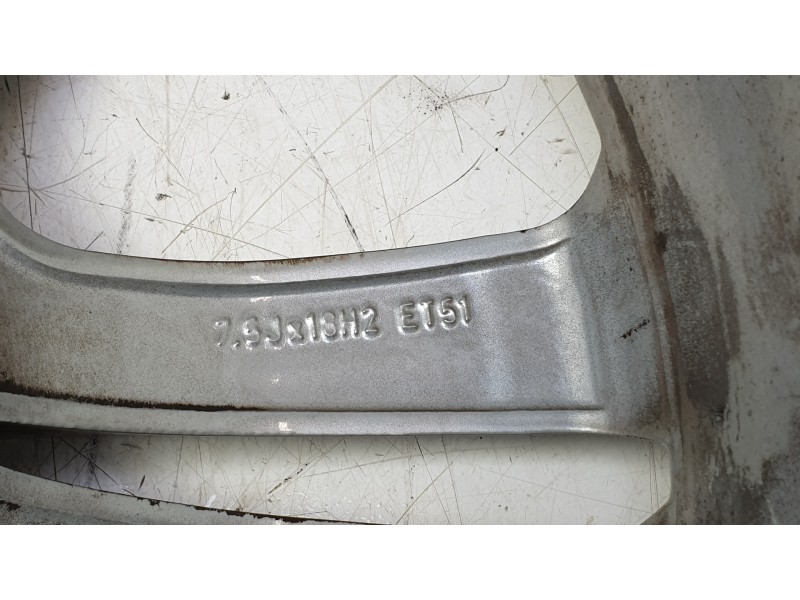 Recambio de llanta para audi a3 (8v1, 8vk) 1.6 tdi referencia OEM IAM 8V0601025CA  