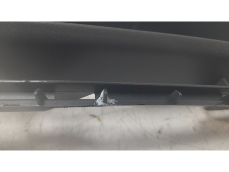 Recambio de rejilla paragolpes central para opel astra h berlina referencia OEM IAM 1400304 107163004 107163004/OP4102120/230111