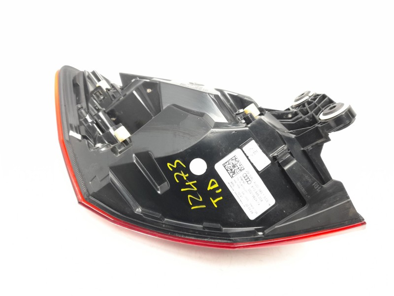 Recambio de piloto trasero derecho para audi a3 sportback (8ya, 8yf) 30 tdi referencia OEM IAM 8Y0945208  