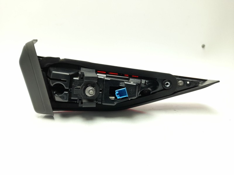 Recambio de piloto trasero derecho interior para audi a3 sportback (8ya, 8yf) 30 tdi referencia OEM IAM 8Y0945308  