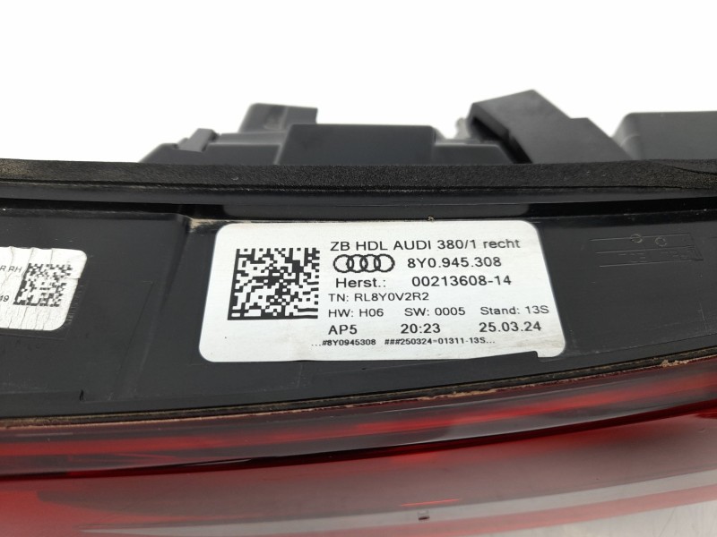 Recambio de piloto trasero derecho interior para audi a3 sportback (8ya, 8yf) 30 tdi referencia OEM IAM 8Y0945308  