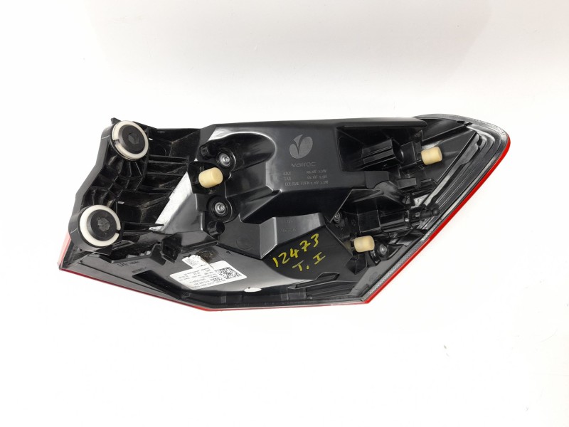 Recambio de piloto trasero izquierdo para audi a3 sportback (8ya, 8yf) 30 tdi referencia OEM IAM 8Y0945207  