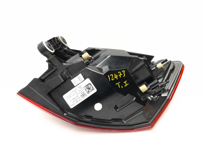 Recambio de piloto trasero izquierdo para audi a3 sportback (8ya, 8yf) 30 tdi referencia OEM IAM 8Y0945207  