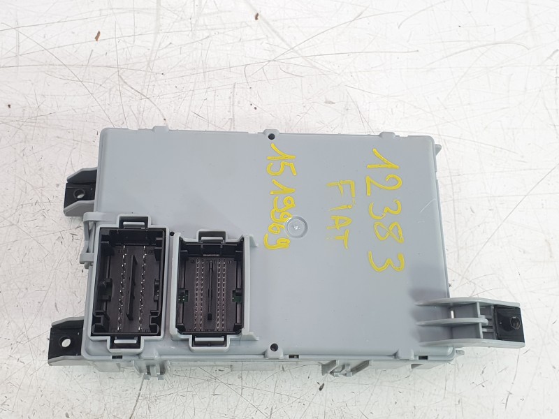 Recambio de caja reles / fusibles para fiat 500 c (312_) 1.0 mild hybrid (312.ayd1b) referencia OEM IAM 0052214850  