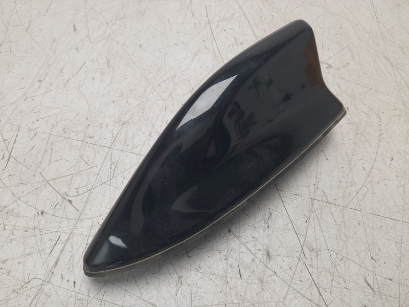Recambio de antena para toyota c-hr (_x1_) 1.8 hybrid (zyx10_, zyx11_) referencia OEM IAM 86300F4060  