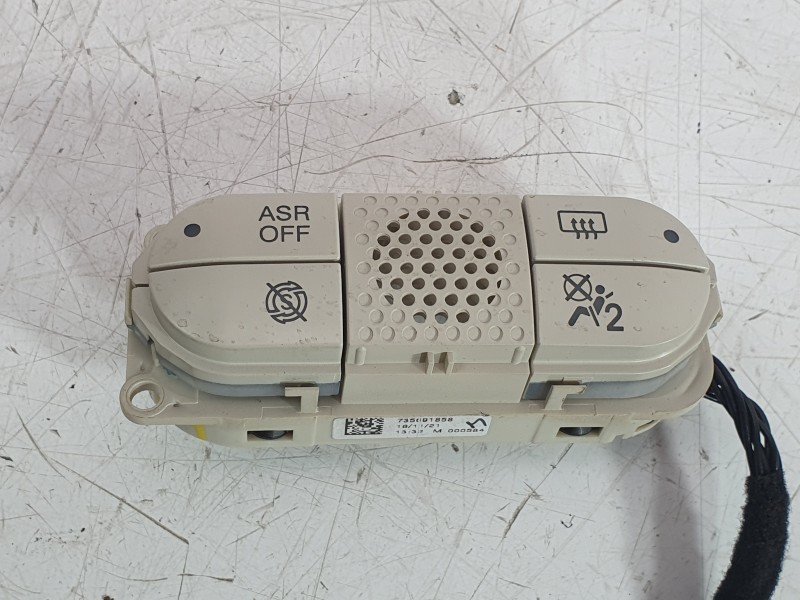 Recambio de mando multifuncion para fiat 500 c (312_) 1.0 mild hybrid (312.ayd1b) referencia OEM IAM 735691858  