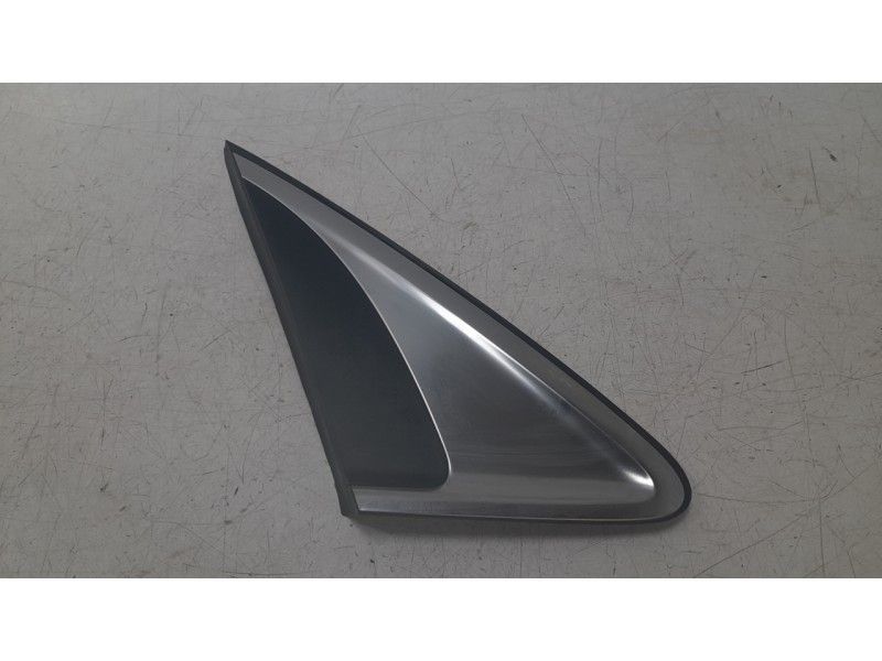 Recambio de moldura para kia xceed (cd) 1.0 t-gdi referencia OEM IAM 87810J7800  