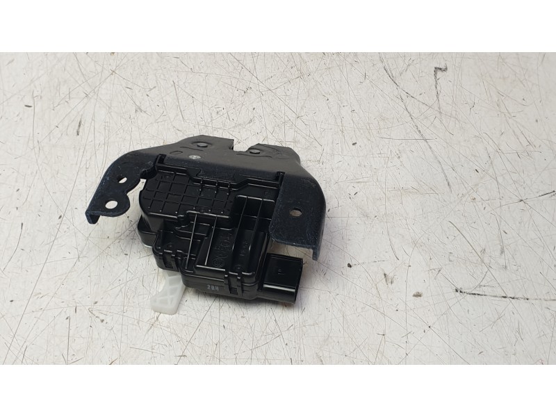 Recambio de cerradura maletero / porton para kia xceed (cd) 1.0 t-gdi referencia OEM IAM 81800J7810  