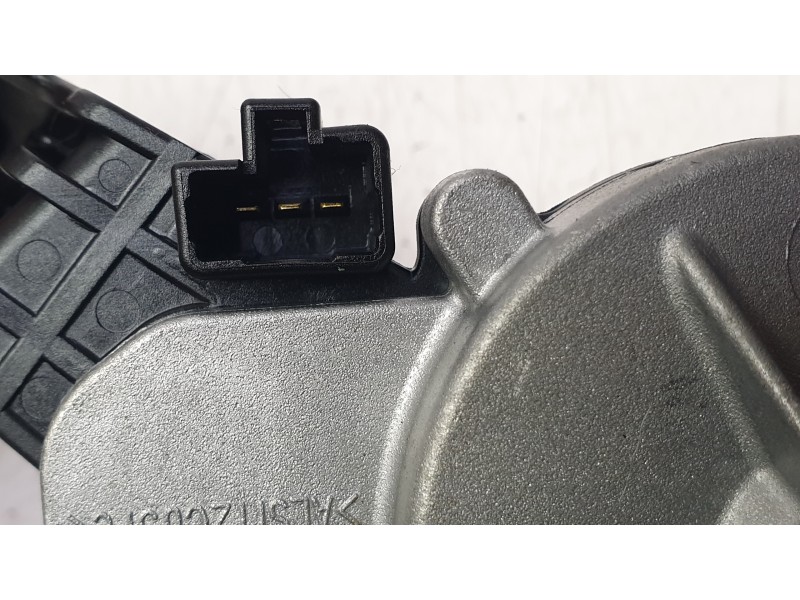 Recambio de motor limpia trasero para kia xceed (cd) 1.0 t-gdi referencia OEM IAM 98700J7800 0390205122 