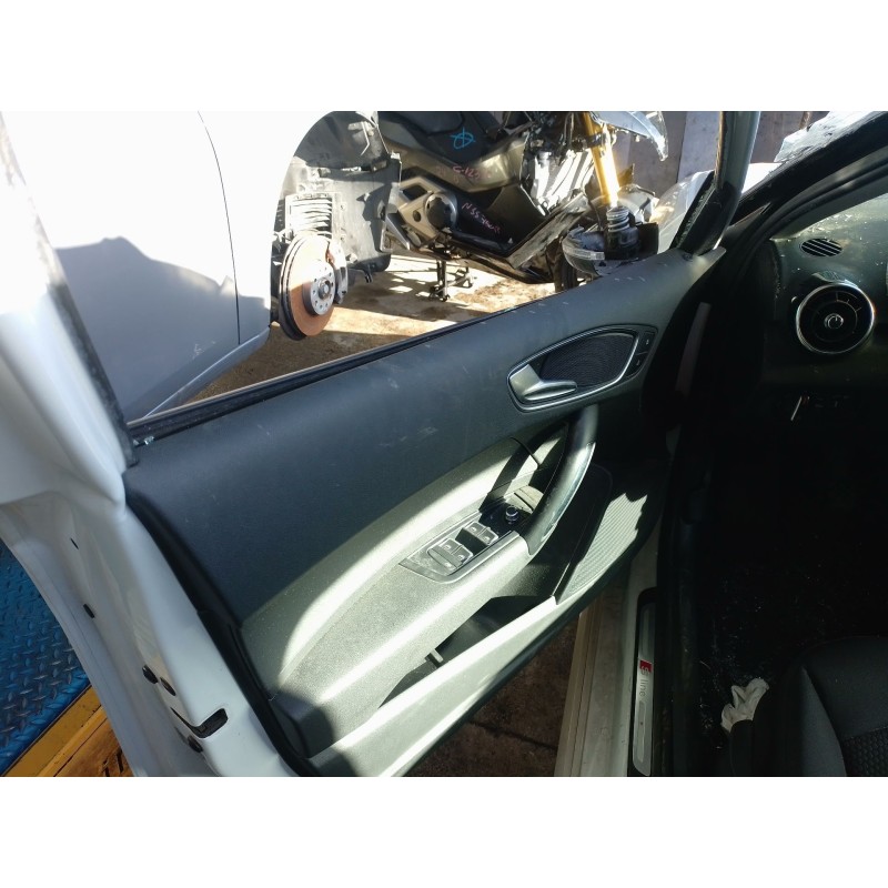 Recambio de elevalunas delantero izquierdo para audi a1 sportback (8xa, 8xf) 1.6 tdi referencia OEM IAM   