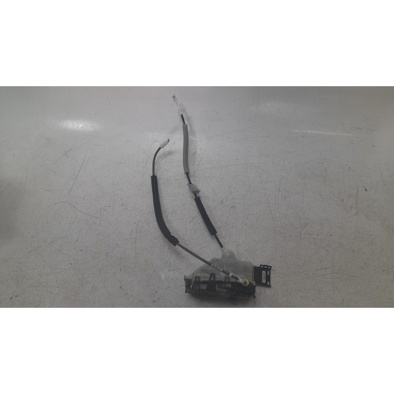 Recambio de cerradura puerta delantera derecha para ds ds 3 / ds 3 crossback (ur_, uc_, uj_) 1.5 bluehdi 100 referencia OEM IAM 