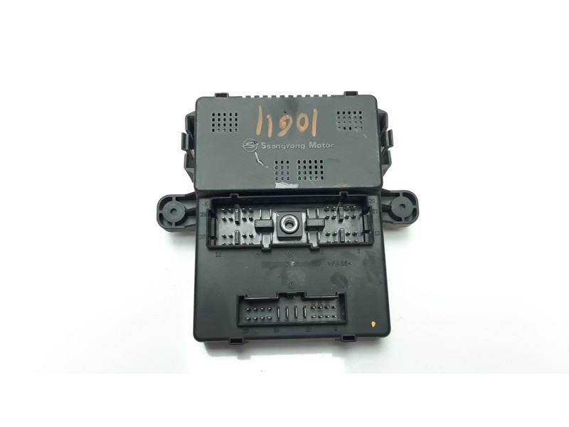 Recambio de modulo electronico para ssangyong rodius 2.0 td cat referencia OEM IAM 8232021540  