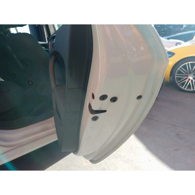 Recambio de cerradura puerta trasera derecha para audi a1 sportback (8xa, 8xf) 1.6 tdi referencia OEM IAM   