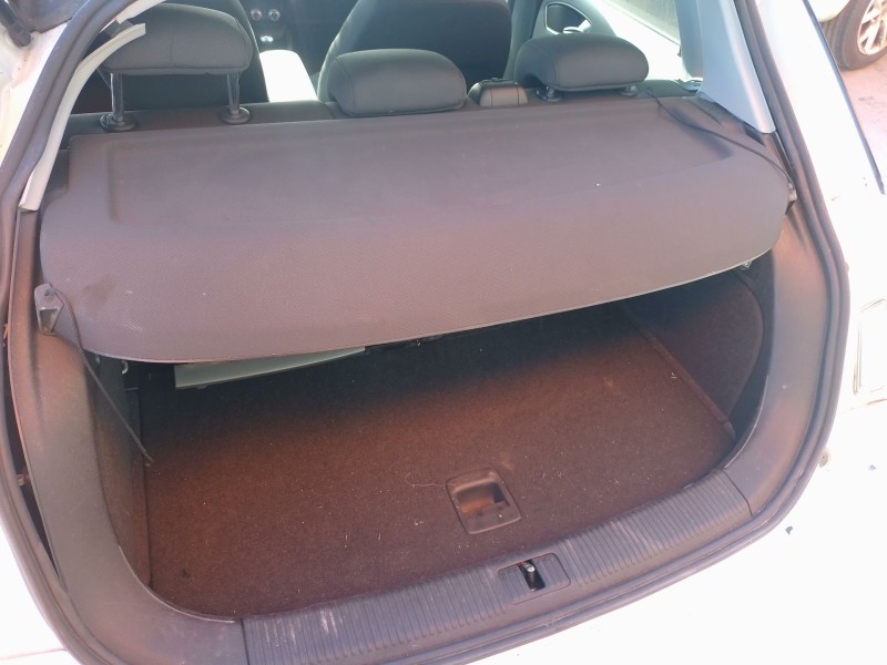 Recambio de alfombra maletero para audi a1 sportback (8xa, 8xf) 1.6 tdi referencia OEM IAM   
