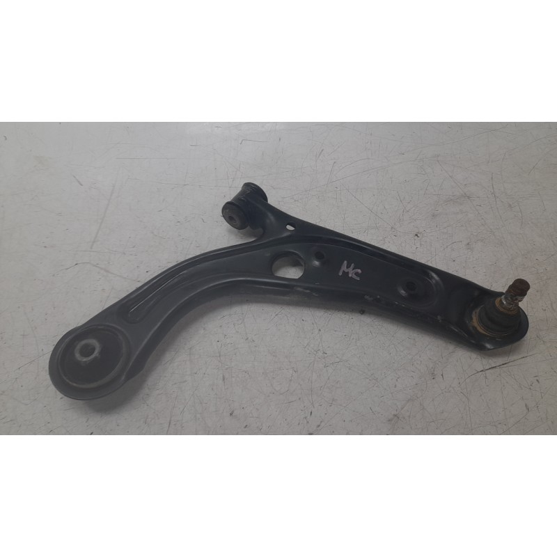 Recambio de brazo suspension inferior delantero derecho para fiat 500 c (312_) 1.0 mild hybrid (312.ayd1b) referencia OEM IAM 00