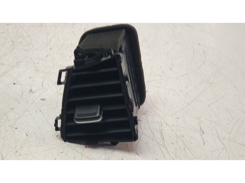 Recambio de rejilla aireadora para kia xceed (cd) 1.0 t-gdi referencia OEM IAM 97410J7AA0  