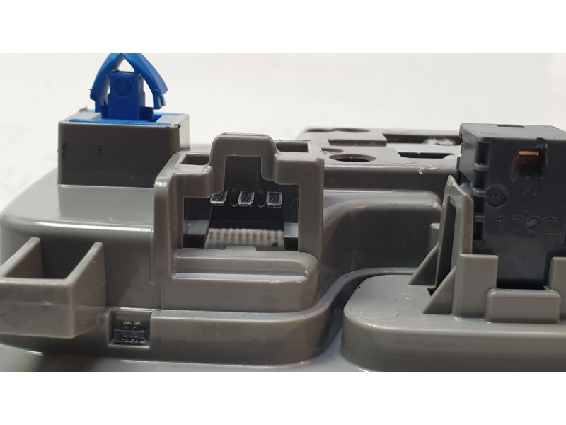 Recambio de luz interior para kia xceed (cd) 1.0 t-gdi referencia OEM IAM 92850J7000  