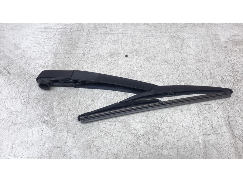 Recambio de brazo limpia trasero para renault captur limited referencia OEM IAM 287807006R  