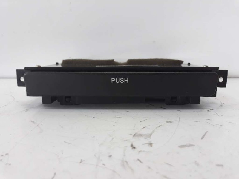 Recambio de guantera para hyundai elantra (xd) 2.0 crdi comfort (4-ptas.) referencia OEM IAM 8479029100  