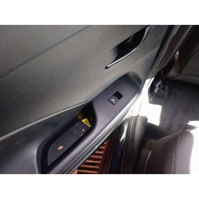 Recambio de mando elevalunas trasero izquierdo para hyundai kona (os, ose, osi) 1.6 gdi hybrid referencia OEM IAM   