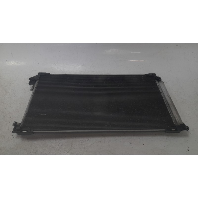 Recambio de condensador / radiador aire acondicionado para toyota c-hr (_x1_) 1.8 hybrid (zyx10_, zyx11_) referencia OEM IAM 884