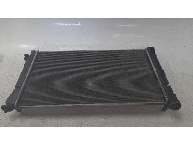 Recambio de radiador agua para toyota c-hr (_x1_) 1.8 hybrid (zyx10_, zyx11_) referencia OEM IAM 164000T371  550252