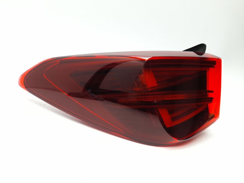 Recambio de piloto trasero izquierdo para cupra leon sportstourer (kl8, ku8, kud) 1.5 tsi referencia OEM IAM 5FA945207D  