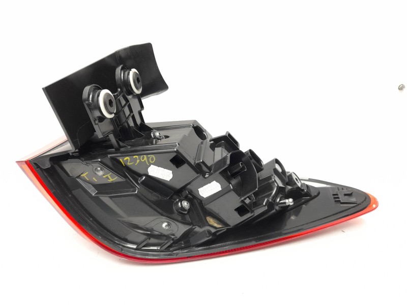 Recambio de piloto trasero izquierdo para cupra leon sportstourer (kl8, ku8, kud) 1.5 tsi referencia OEM IAM 5FA945207D  