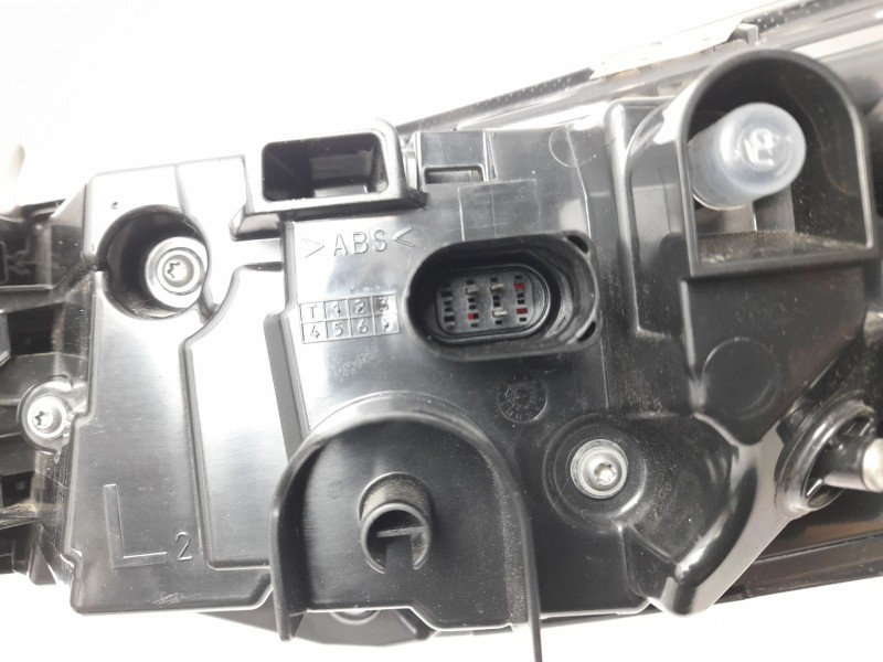 Recambio de piloto trasero izquierdo para cupra leon sportstourer (kl8, ku8, kud) 1.5 tsi referencia OEM IAM 5FA945207D  