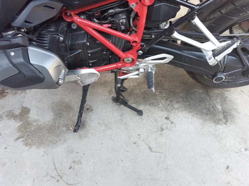 Recambio de caballete lateral para bmw r 1250 r 1250 rs (1r13) referencia OEM IAM   