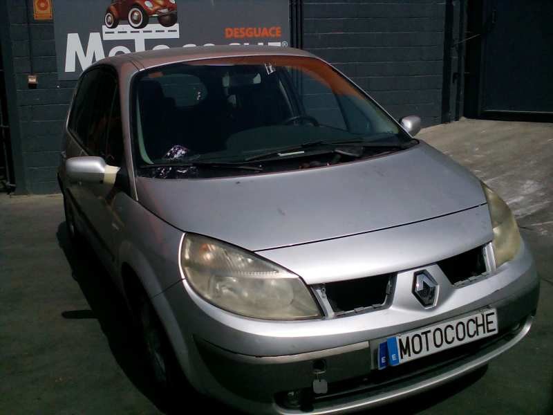 renault scenic ii del año 2005