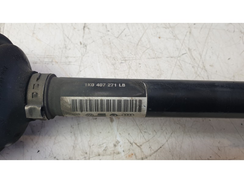 Recambio de transmision delantera izquierda para audi a3 (8v1, 8vk) 1.6 tdi referencia OEM IAM 1K0407271LB  