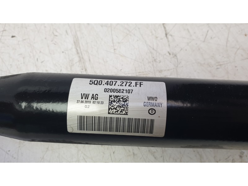 Recambio de transmision delantera derecha para audi a3 (8v1, 8vk) 1.6 tdi referencia OEM IAM 5Q0407272FF  