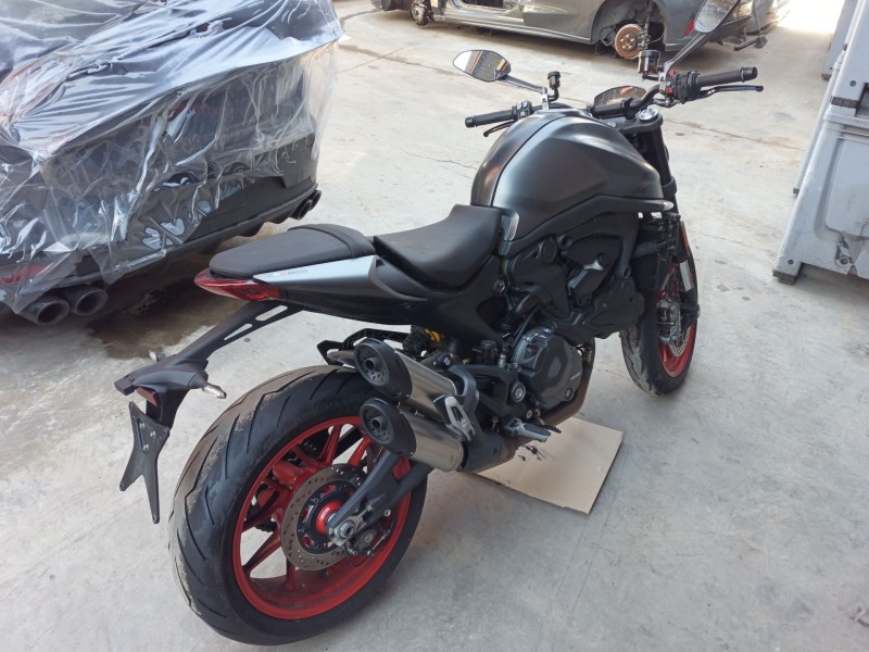 ducati monster (900cc - ) del año 2023