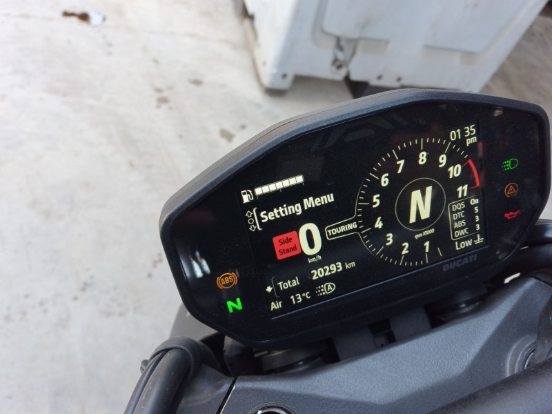 ducati monster (900cc - ) del año 2023