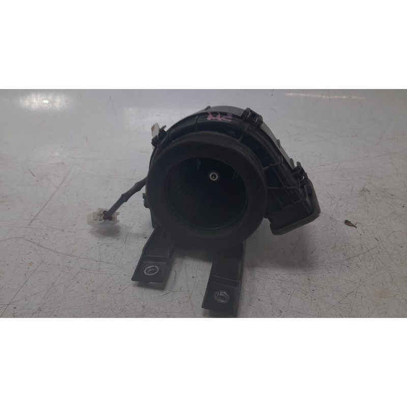 Recambio de ventilador calefaccion para toyota c-hr (_x1_) 1.8 hybrid (zyx10_, zyx11_) referencia OEM IAM G923047080  
