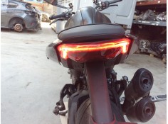 Recambio de piloto trasero central para ducati monster (900cc - ) monster referencia OEM IAM   