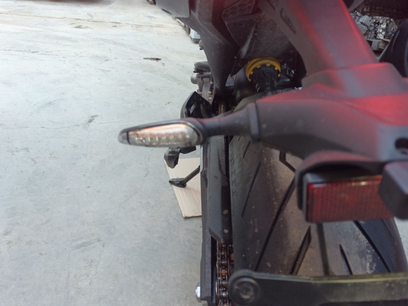 Recambio de piloto trasero izquierdo para ducati monster (900cc - ) monster referencia OEM IAM   